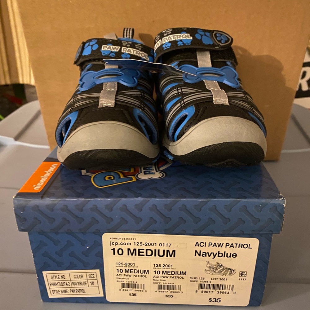 New paw patrol sandals light up for boy